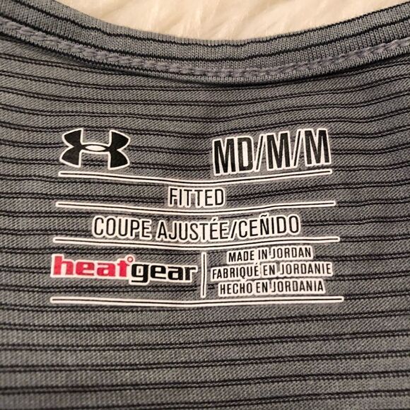 Awesome Grey Under Armour Athletic Tank Medium Excellent Condition - Picture 5 of 6